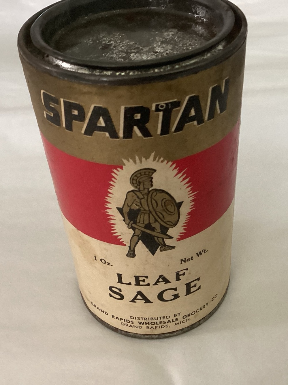 Vtg. SPARTAN Leaf SAGE 1 oz. Tin. 1940s-early 1950s. Iconic Spartan branding